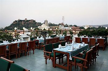 Emerald Garden Club Ltd. Hotel Jaipur Bagian luar foto